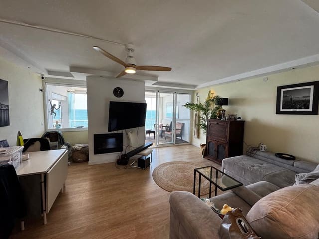 2 slaapkamer Appartement te koop in Centro, Estepona - € 649.995 (Ref: 9954880)