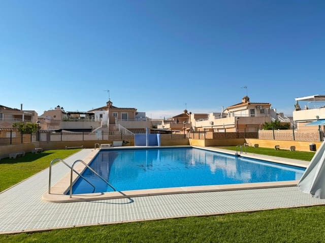 3 Zimmer Doppelhaus zu verkaufen in El Chaparral - La Siesta - La Torreta, Torrevieja mit Pool - 252.600 € (Ref: 9954889)