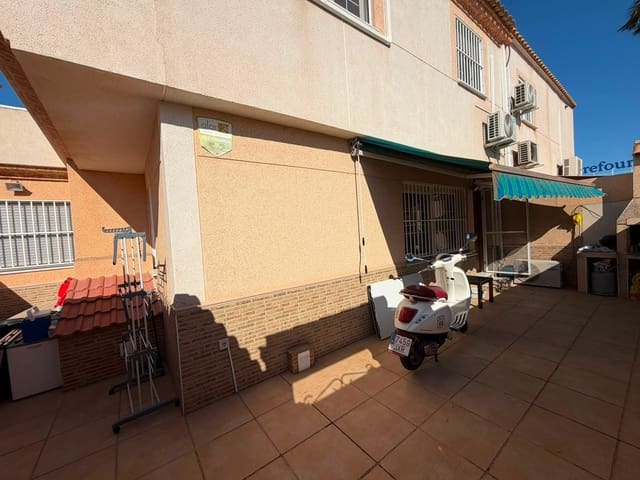 3 Zimmer Doppelhaus zu verkaufen in El Chaparral - La Siesta - La Torreta, Torrevieja mit Pool - 252.600 € (Ref: 9954889)