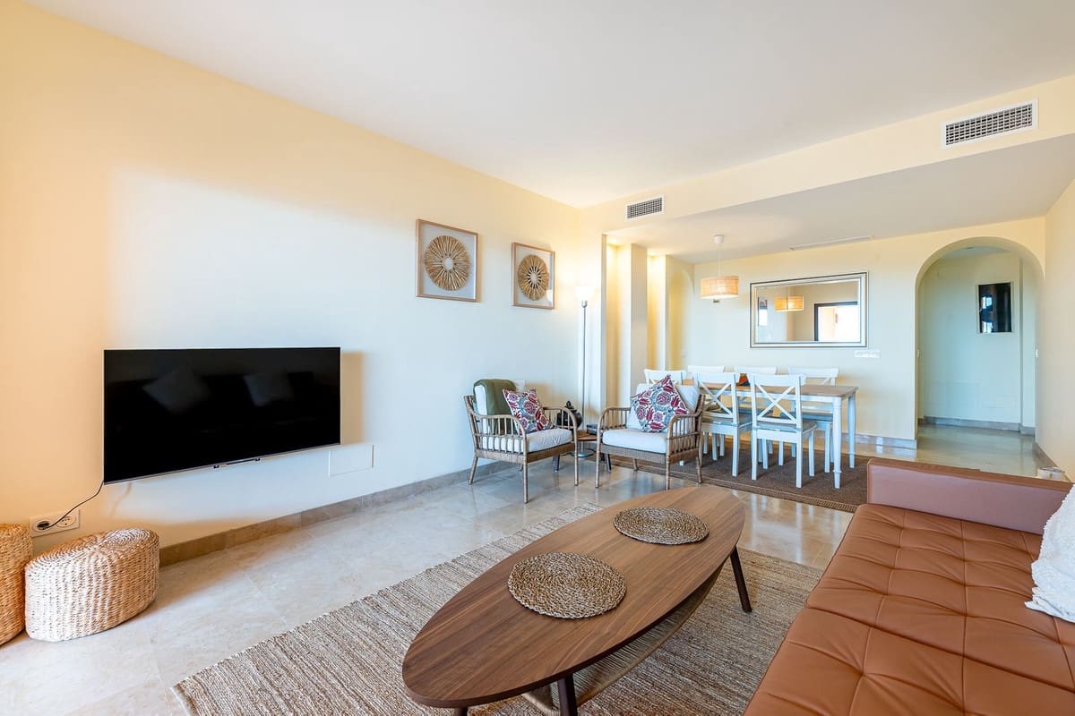 2 Zimmer Apartment zu verkaufen in Manilva mit Pool Garage - 325.000 € (Ref: 9958002)