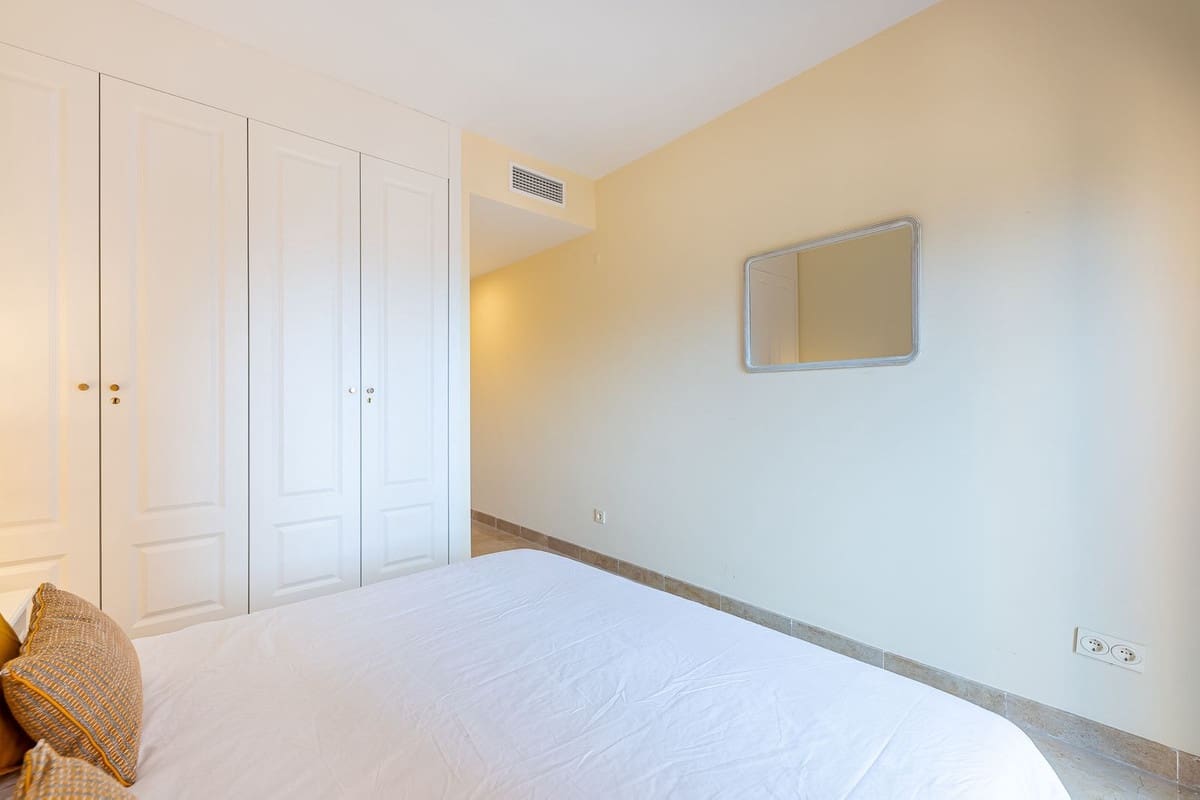 2 Zimmer Apartment zu verkaufen in Manilva mit Pool Garage - 325.000 € (Ref: 9958002)