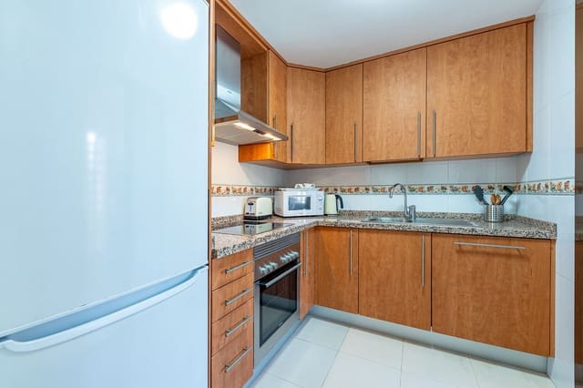 2 chambre Appartement à vendre à San Luis de Sabinillas, Manilva avec piscine garage - 325 000 € (Ref: 9958002)