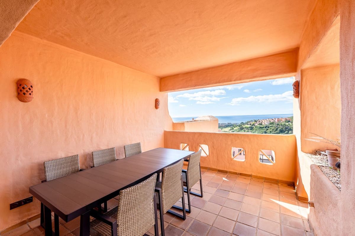 2 Zimmer Apartment zu verkaufen in Manilva mit Pool Garage - 325.000 € (Ref: 9958002)