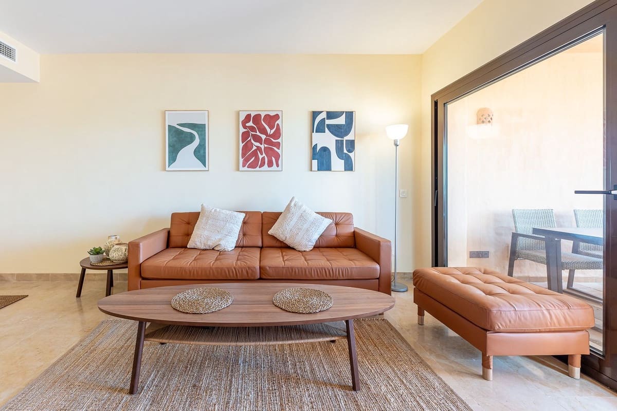 2 Zimmer Apartment zu verkaufen in Manilva mit Pool Garage - 325.000 € (Ref: 9958002)