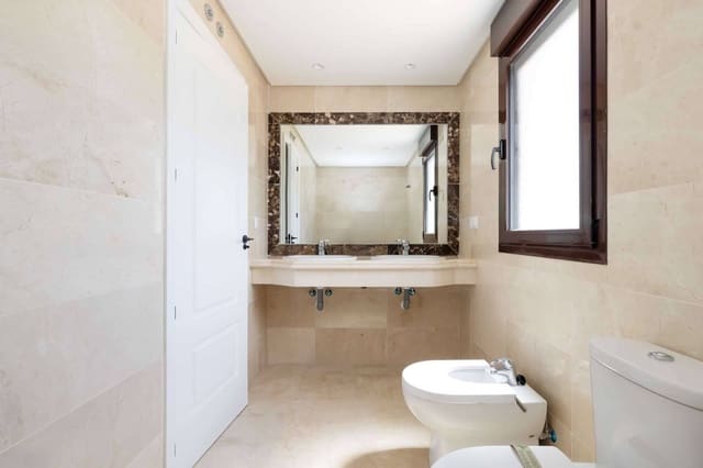3 slaapkamer Huis te koop in Valle Romano Golf, Estepona met zwembad - € 470.250 (Ref: 9959417)