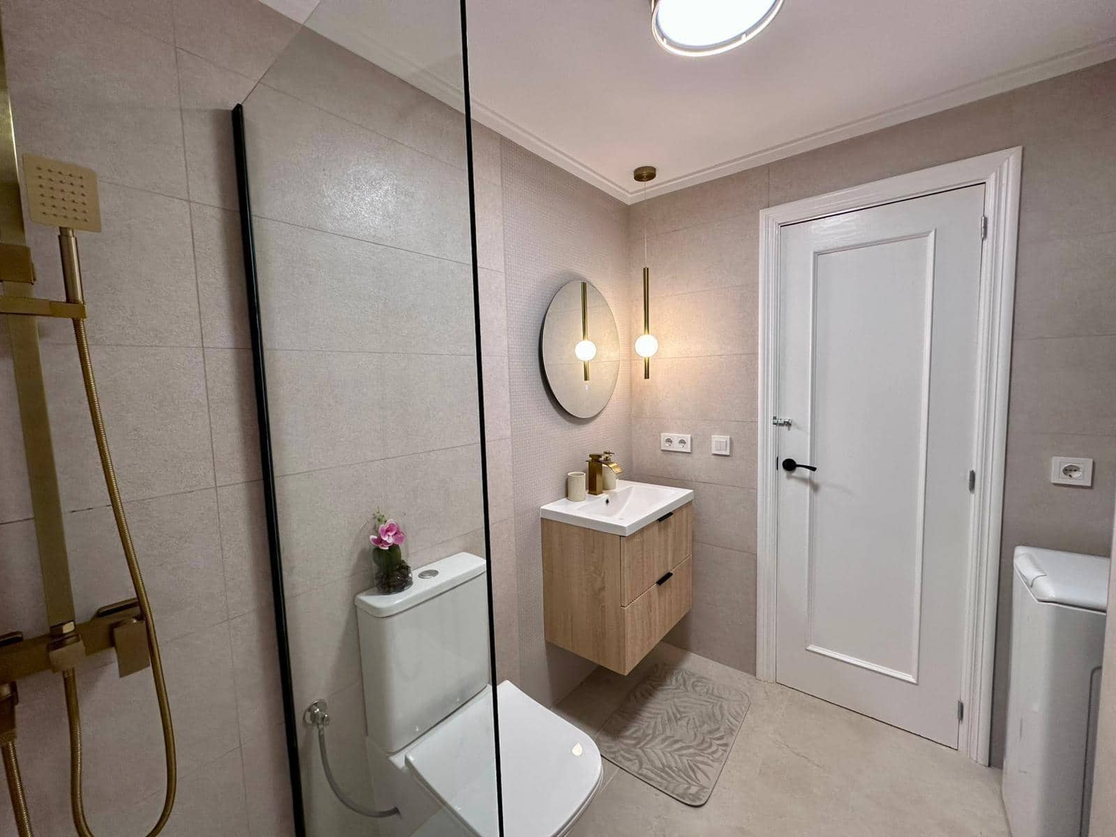 2 bedroom Apartment for sale in Torrevieja - € 189,900 (Ref: 9959435)