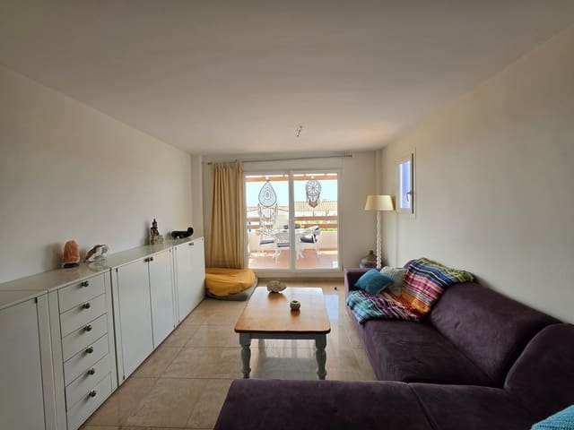 3 slaapkamer Appartement te koop in Manilva Pueblo, Manilva met zwembad - € 279.000 (Ref: 9962331)