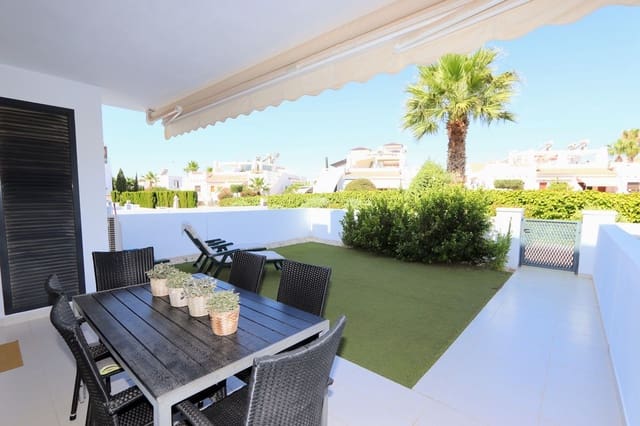 Apartamento de 2 habitaciones en Villamartin, Orihuela en venta con piscina garaje - 245.000 € (Ref: 9962332)