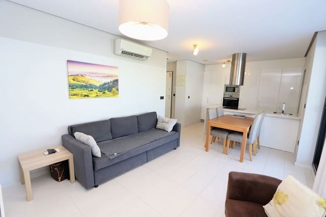 Apartamento de 2 habitaciones en Villamartin, Orihuela en venta con piscina garaje - 245.000 € (Ref: 9962332)