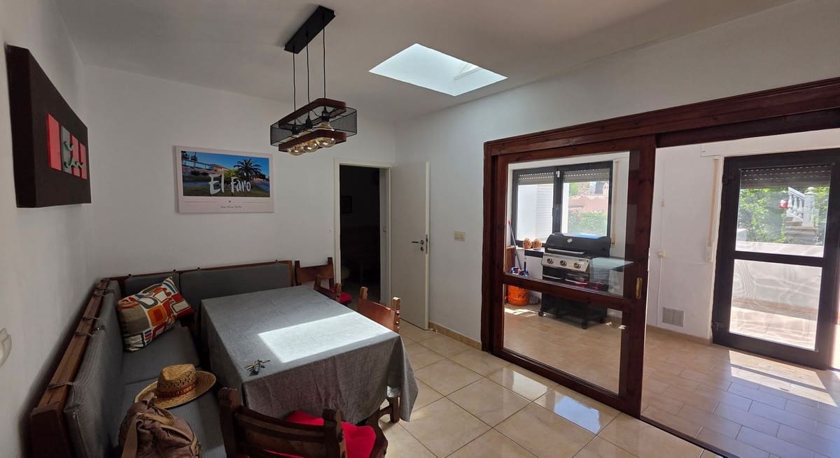3 makuuhuone Huvila myytävänä paikassa Mijas Costa mukana uima-altaan - 495 000 € (Ref: 9962339)