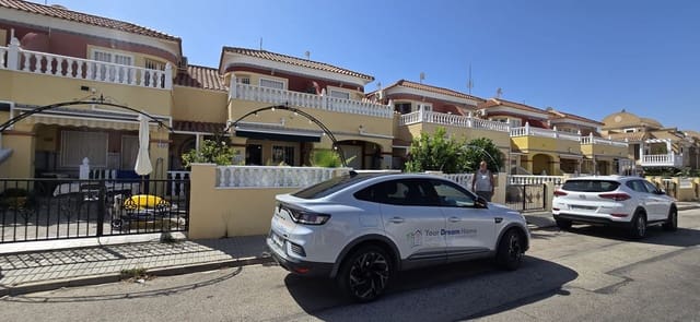 3 soverom Hus til salgs i Cabo Roig, Orihuela med svømmebasseng - € 210 000 (Ref: 9962341)