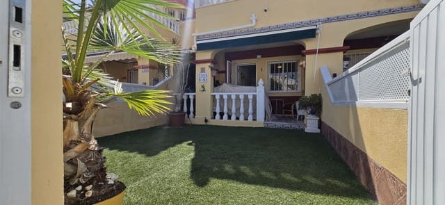3 soverom Hus til salgs i Cabo Roig, Orihuela med svømmebasseng - € 210 000 (Ref: 9962341)