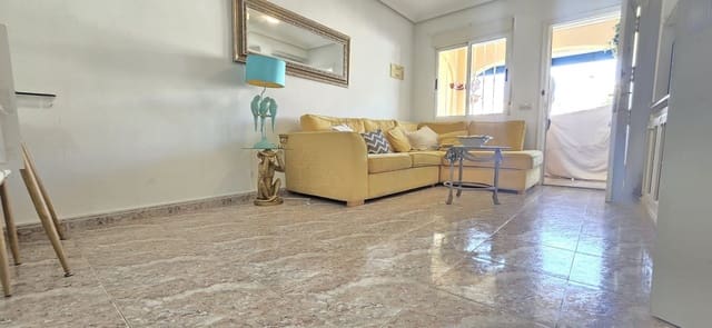 3 soverom Hus til salgs i Cabo Roig, Orihuela med svømmebasseng - € 210 000 (Ref: 9962341)