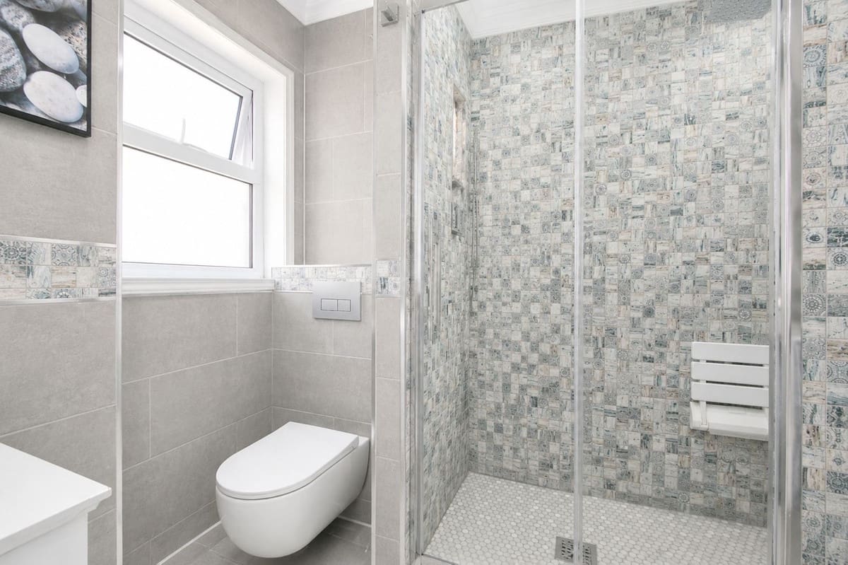 2 bedroom Apartment for sale in Calahonda - € 355,000 (Ref: 9964972)