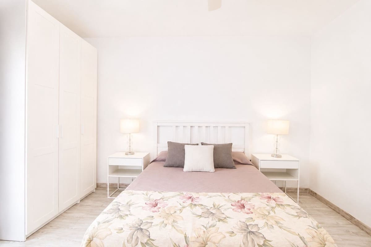 1 soverom Leilighet til salgs i Puerto Banus - € 656 000 (Ref: 9964973)