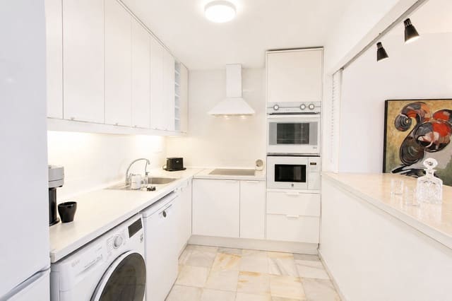 1 soverom Leilighet til salgs i Puerto Banus, Marbella - € 656 000 (Ref: 9964973)