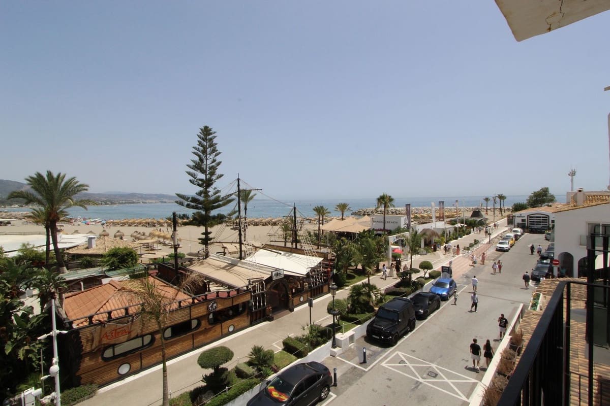 1 soverom Leilighet til salgs i Puerto Banus - € 656 000 (Ref: 9964973)