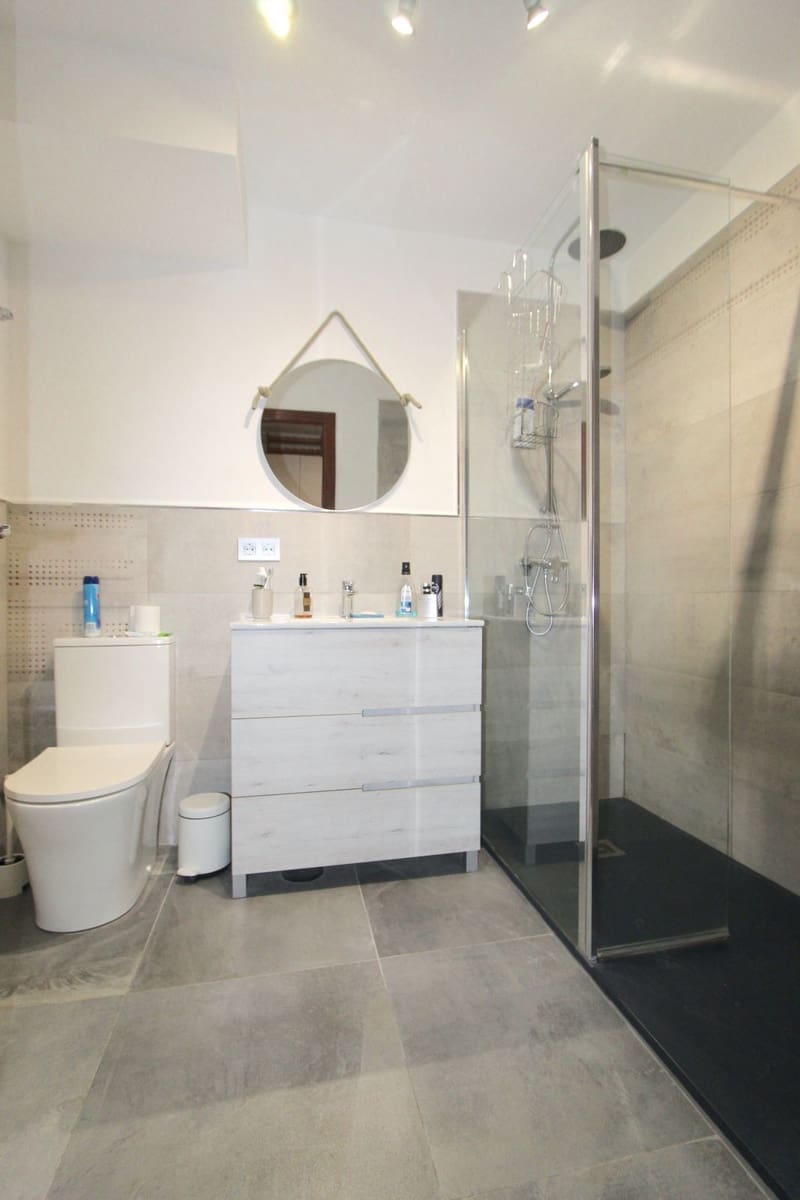 5 bedroom Townhouse for sale in Marbella with pool - € 560,000 (Ref: 9964975)