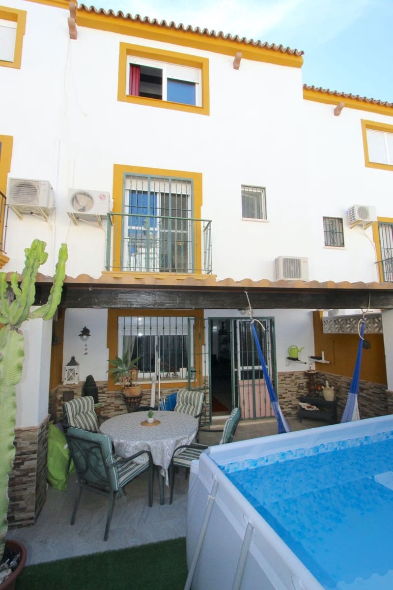 5 bedroom Townhouse for sale in Marbella with pool - € 560,000 (Ref: 9964975)