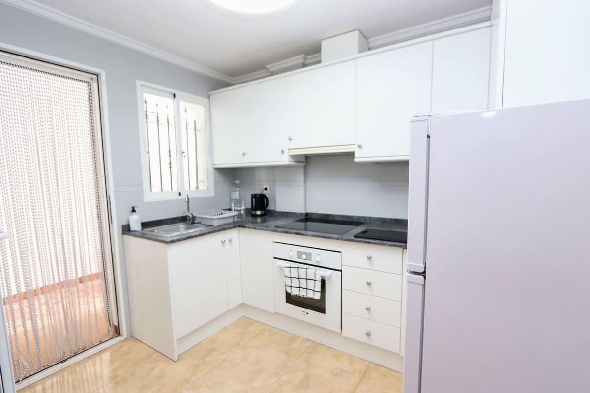 3 slaapkamer Villa te koop in Sucina met garage - € 170.000 (Ref: 9964982)