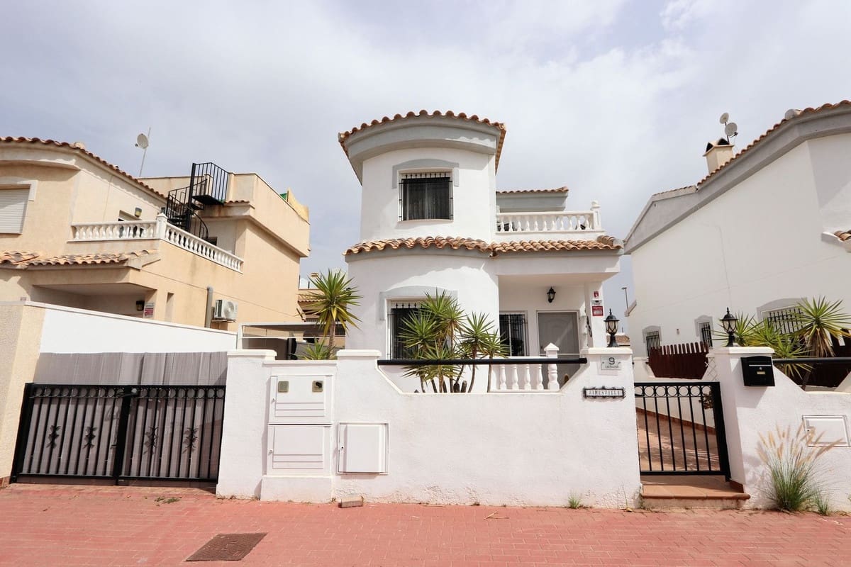 3 slaapkamer Villa te koop in Sucina met garage - € 170.000 (Ref: 9964982)