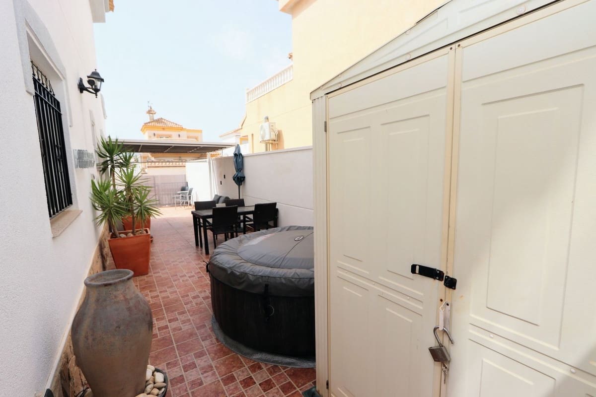 3 slaapkamer Villa te koop in Sucina met garage - € 170.000 (Ref: 9964982)