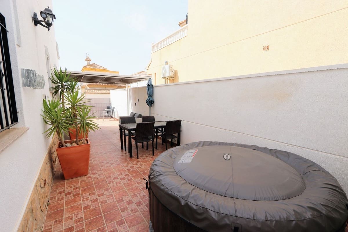 3 slaapkamer Villa te koop in Sucina met garage - € 170.000 (Ref: 9964982)
