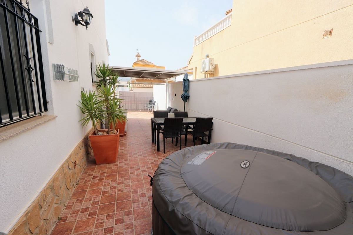 3 slaapkamer Villa te koop in Sucina met garage - € 170.000 (Ref: 9964982)