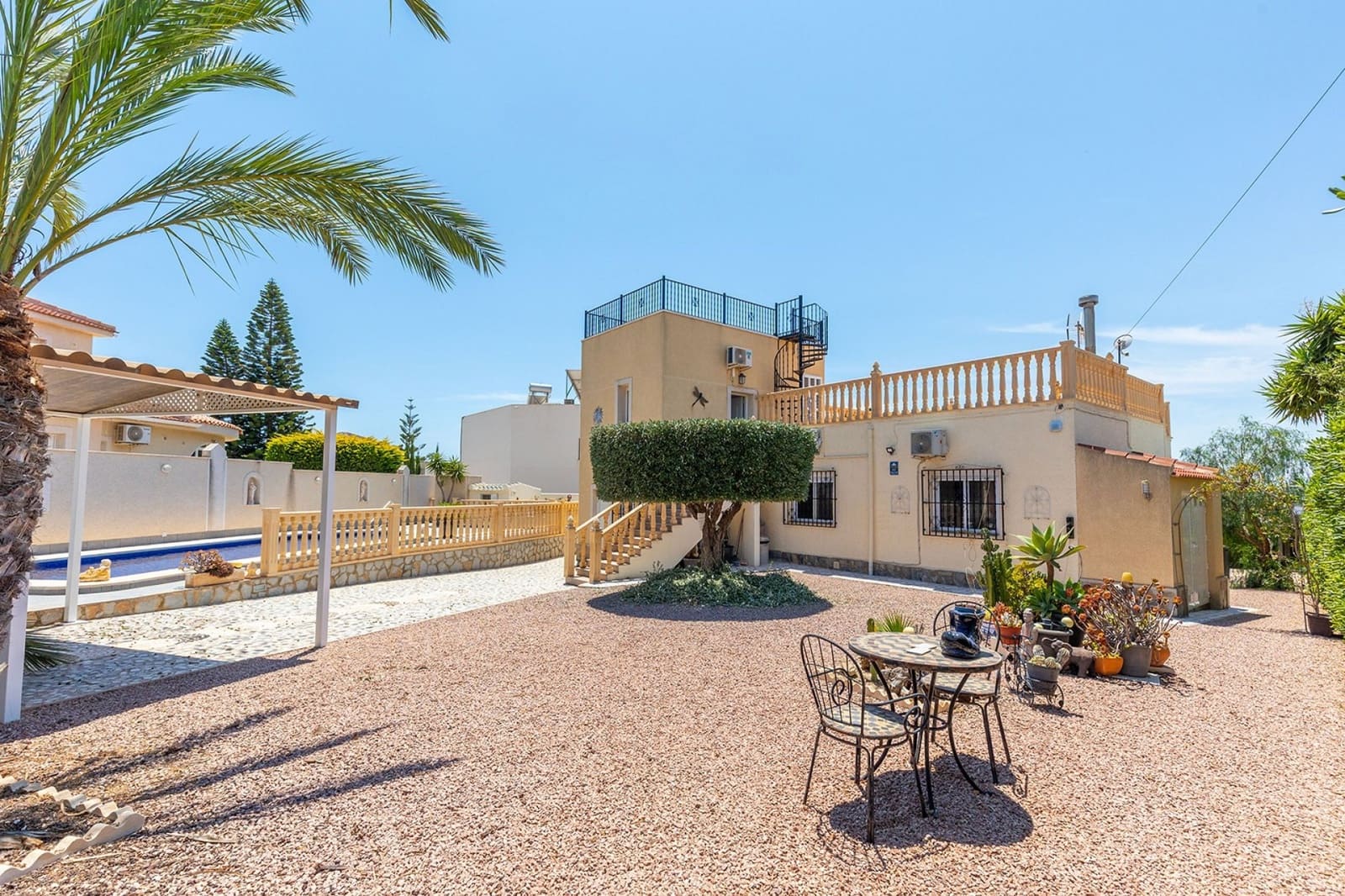 3 camera da letto Villa in vendita in Ciudad Quesada con piscina garage - 389.500 € (Rif: 9966333)