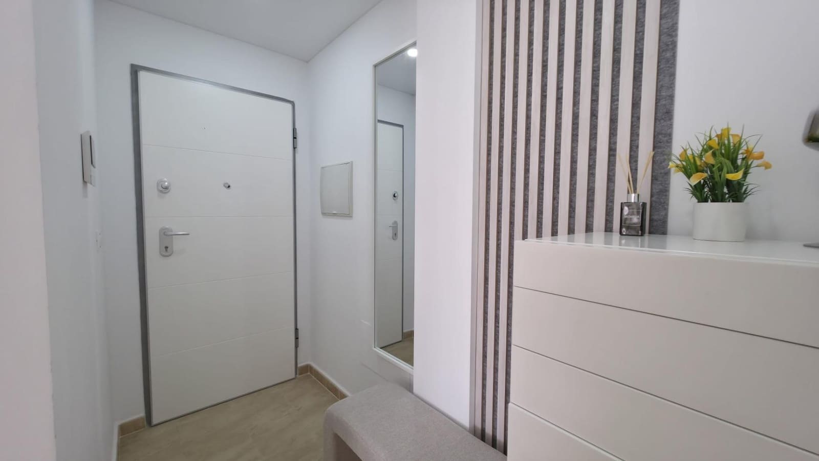 3 soverom Leilighet til salgs i Torrevieja - € 189 900 (Ref: 9966337)