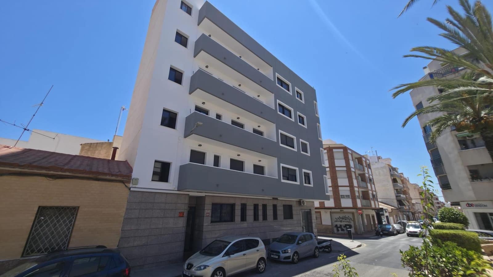 3 soverom Leilighet til salgs i Torrevieja - € 189 900 (Ref: 9966337)