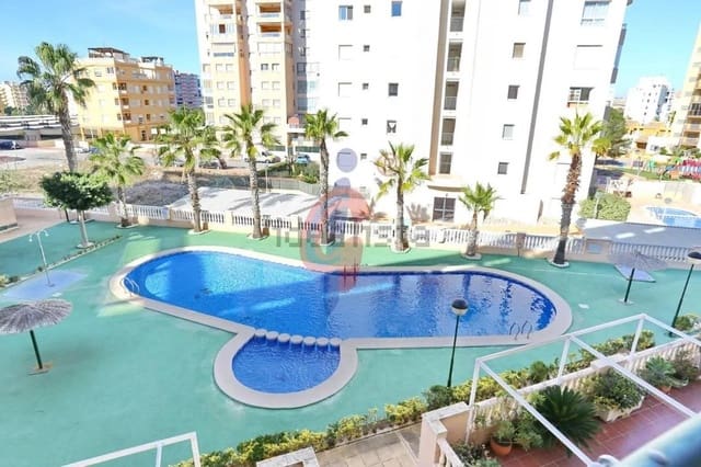 4 sypialnia Penthouse na sprzedaż w Zona Pueblo, Guardamar del Segura z basenem - 465 000 € (Ref: 9967559)