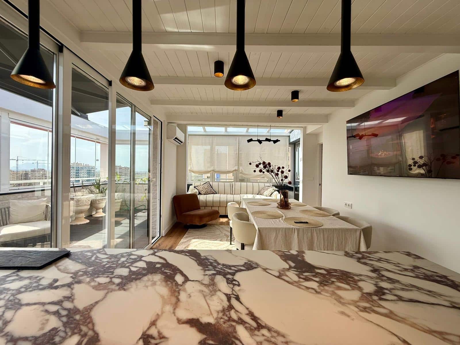 4 chambre Penthouse à vendre à Guardamar del Segura avec piscine - 465 000 € (Ref: 9967559)