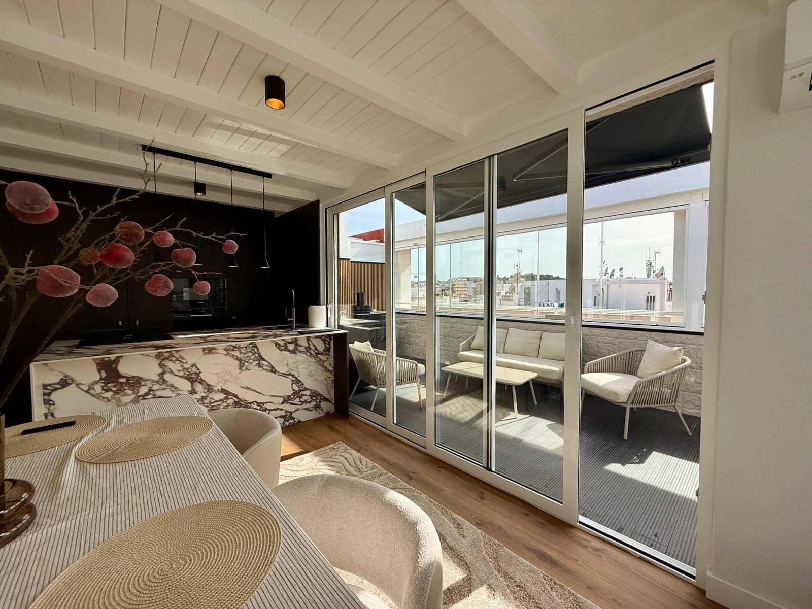4 chambre Penthouse à vendre à Guardamar del Segura avec piscine - 465 000 € (Ref: 9967559)