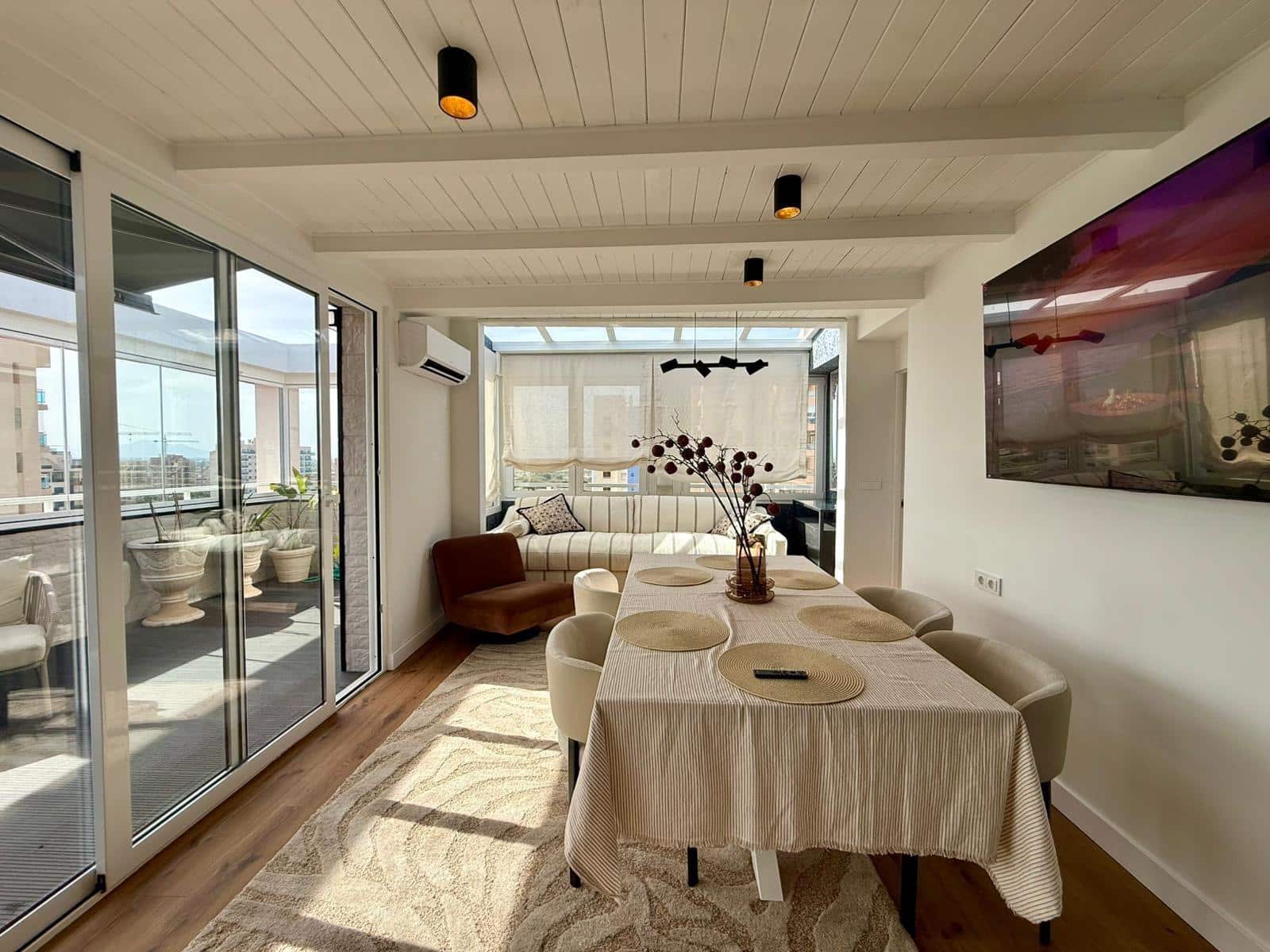 4 chambre Penthouse à vendre à Guardamar del Segura avec piscine - 465 000 € (Ref: 9967559)