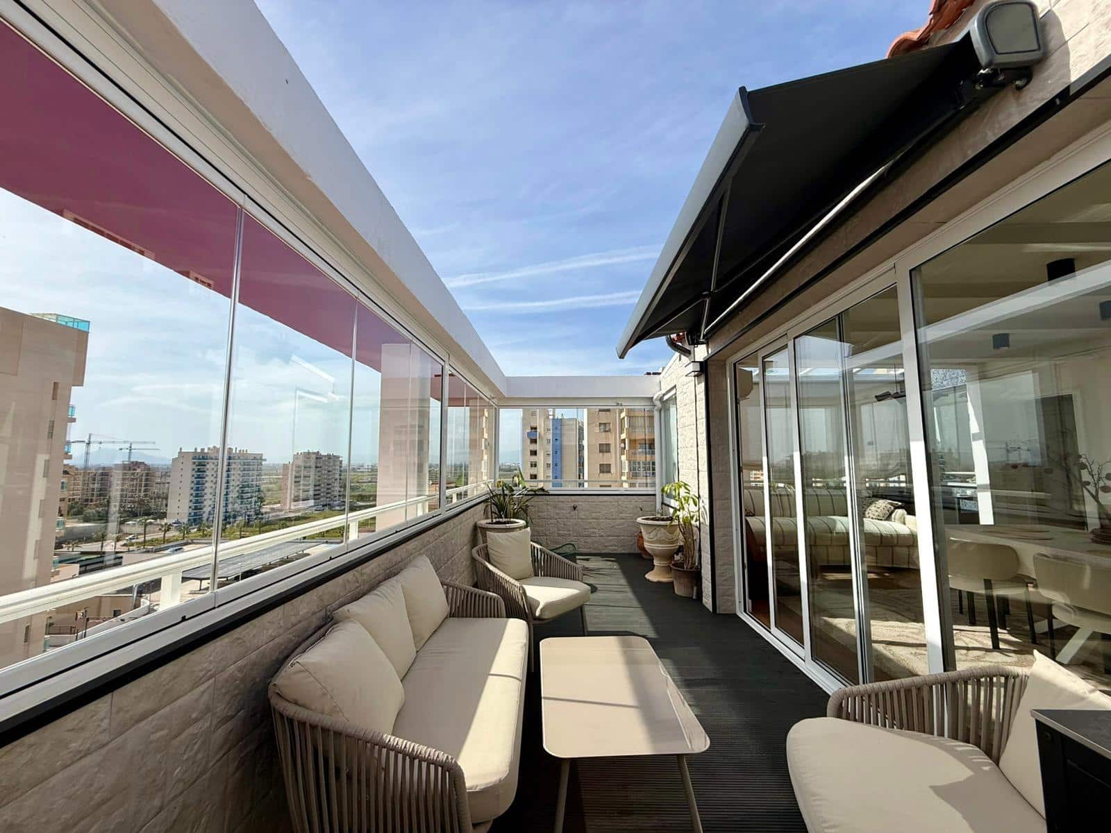 4 chambre Penthouse à vendre à Guardamar del Segura avec piscine - 465 000 € (Ref: 9967559)