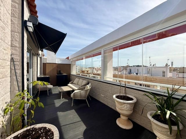 4 sypialnia Penthouse na sprzedaż w Zona Pueblo, Guardamar del Segura z basenem - 465 000 € (Ref: 9967559)