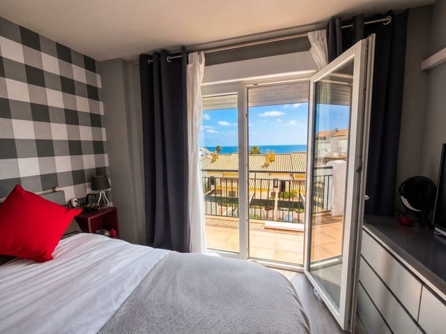 4 soverom Hus til salgs i Manilva - € 439 000 (Ref: 9970313)
