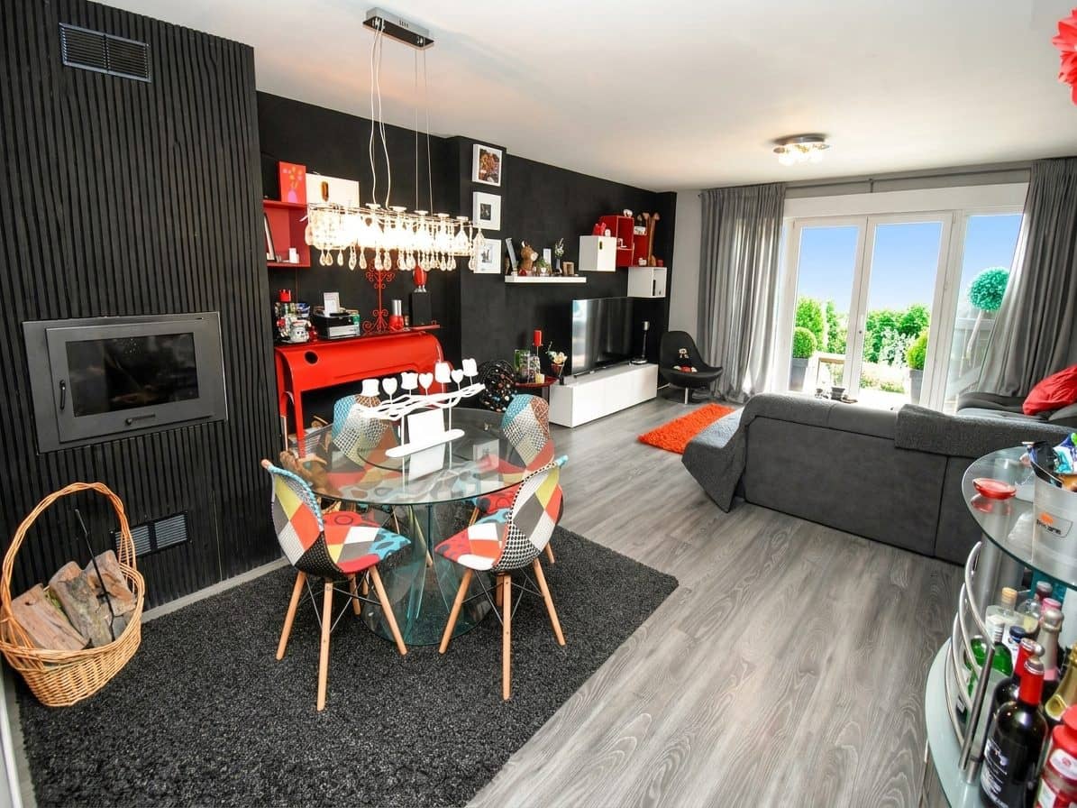 4 bedroom Villa for sale in Manilva with pool garage - € 439,000 (Ref: 9970313)