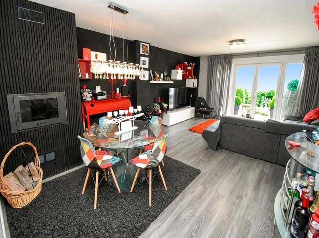 4 soverom Hus til salgs i Manilva - € 439 000 (Ref: 9970313)