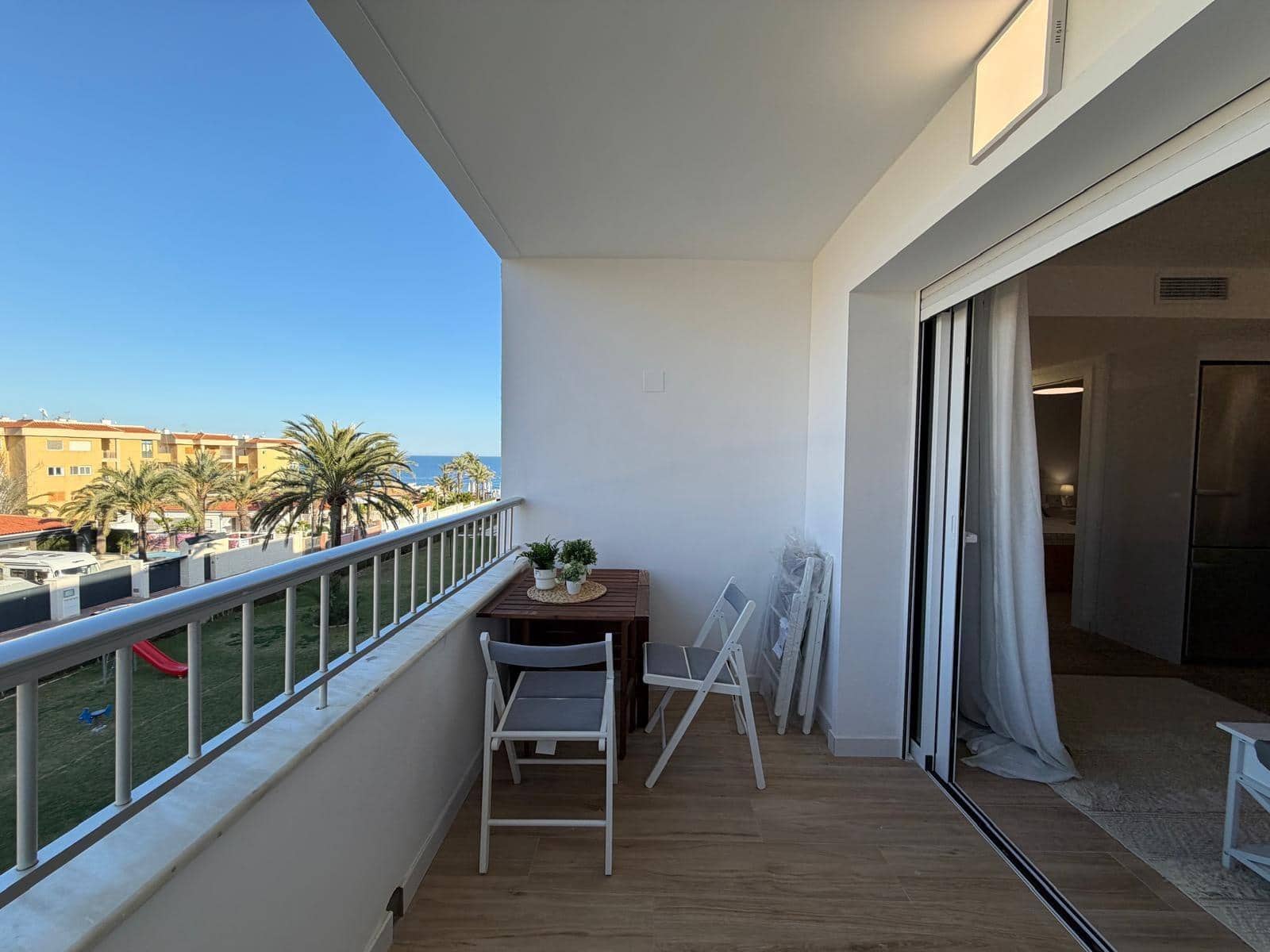Apartamento de 3 habitaciones en Torrevieja en venta con piscina - 259.700 € (Ref: 9973024)