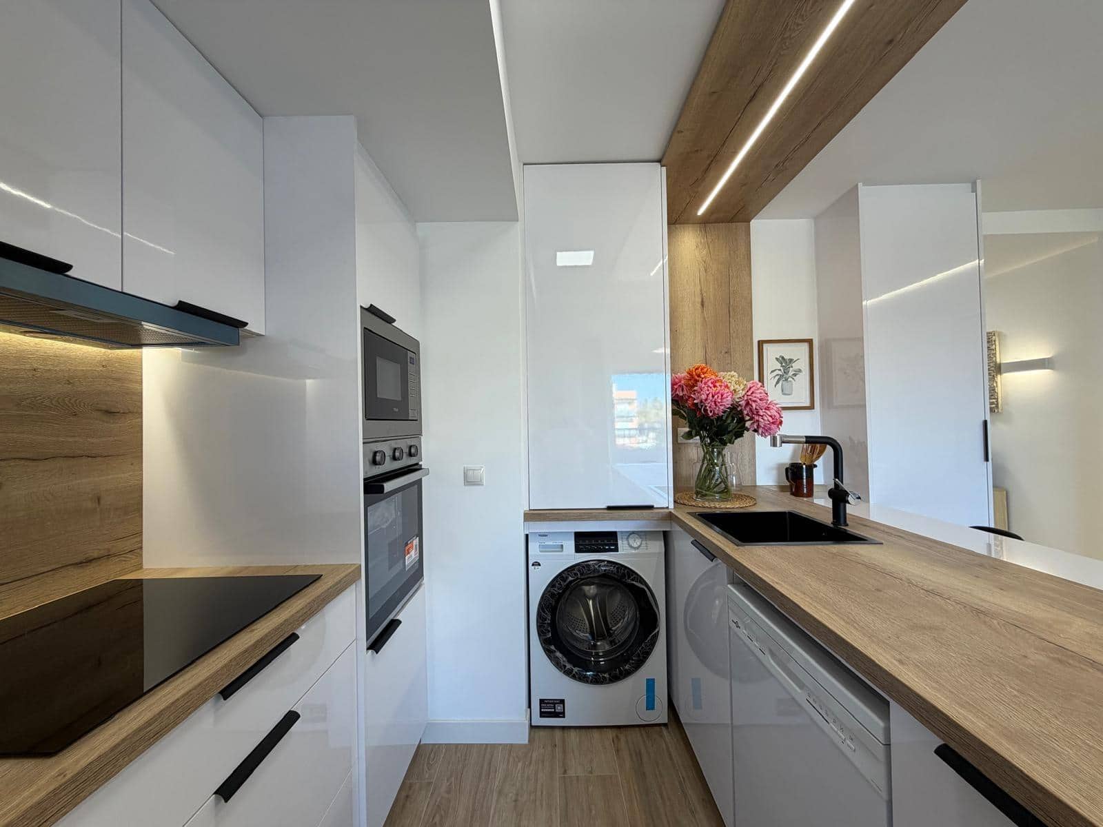 Apartamento de 3 habitaciones en Torrevieja en venta con piscina - 259.700 € (Ref: 9973024)