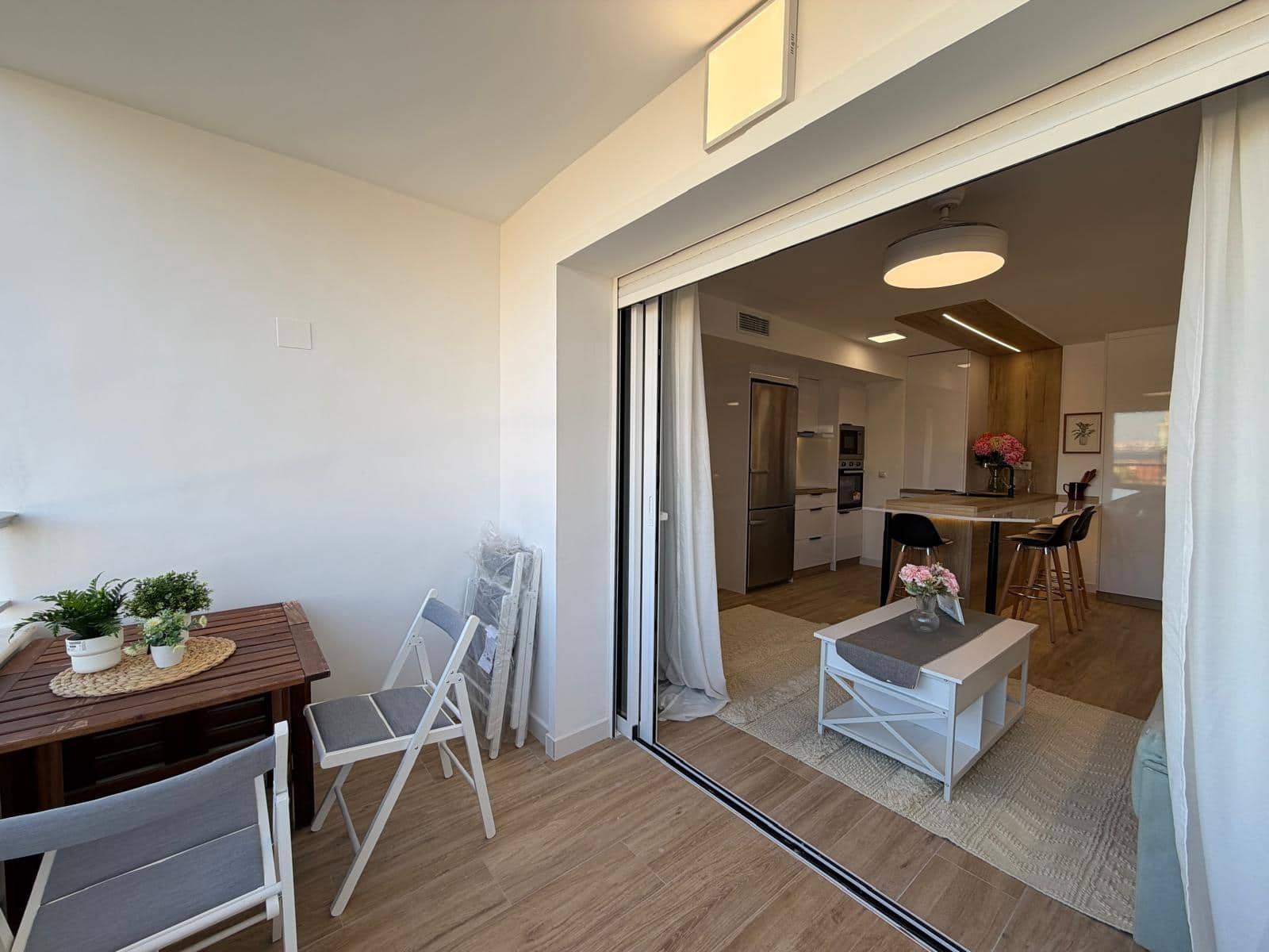 Apartamento de 3 habitaciones en Torrevieja en venta con piscina - 259.700 € (Ref: 9973024)