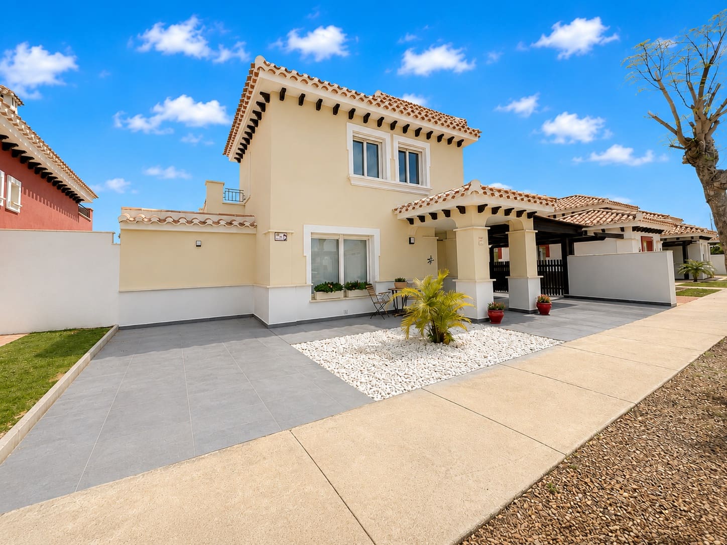 3 bedroom Villa for sale in Mar Menor Golf Resort with pool - € 575,000 (Ref: 9975011)