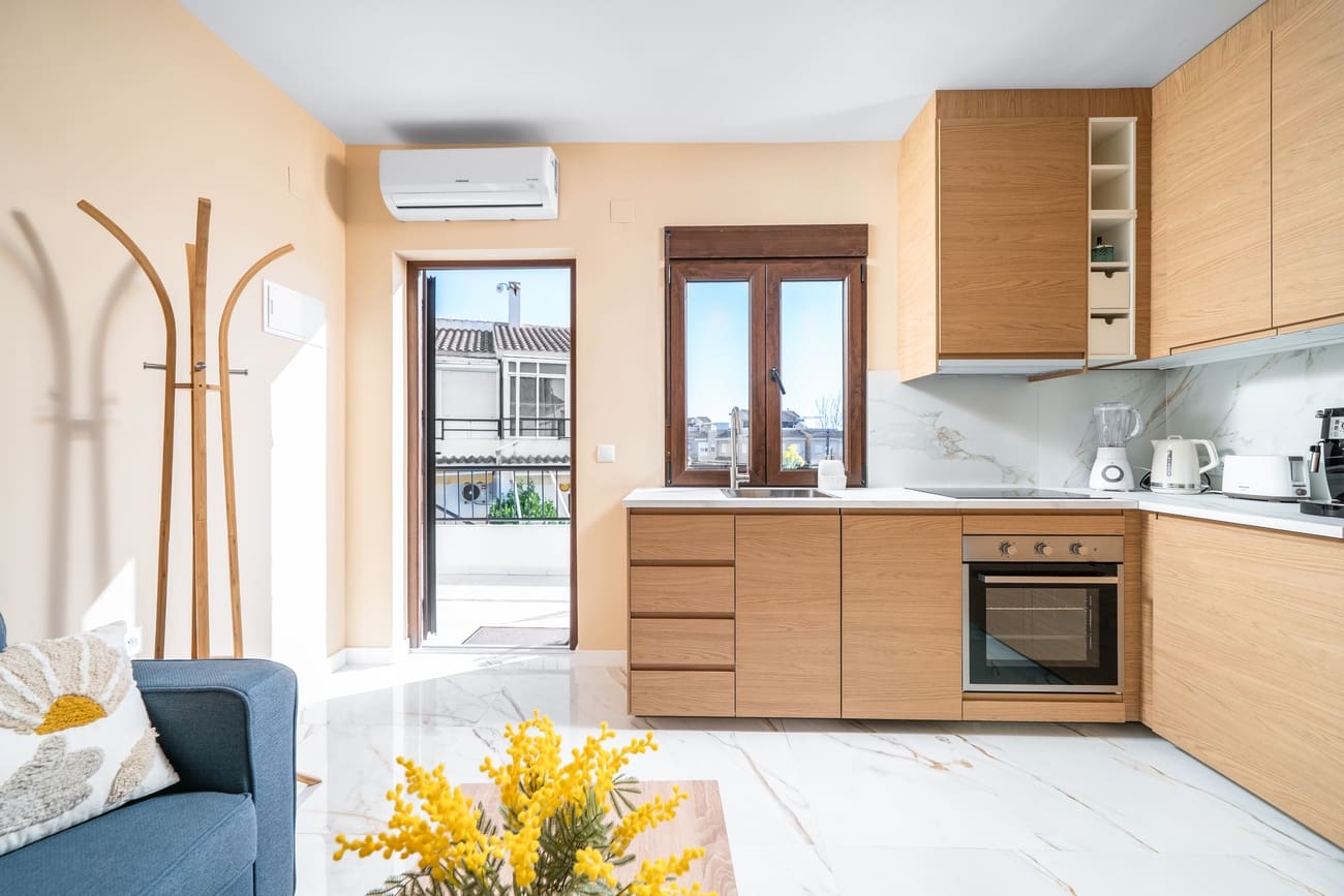 Apartamento de 1 habitación en Torrevieja en venta con piscina garaje - 184.000 € (Ref: 9975012)