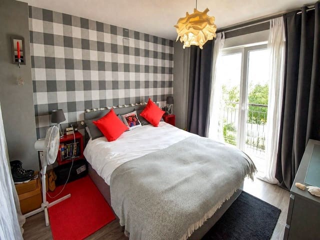 4 chambre Maison de Ville à vendre à La Duquesa / Puerto de la Duquesa, Manilva avec piscine - 439 000 € (Ref: 9975021)