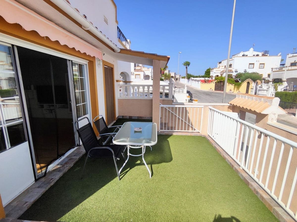 Chalet de 6 habitaciones en Los Altos en venta con piscina garaje - 280.000 € (Ref: 9975022)