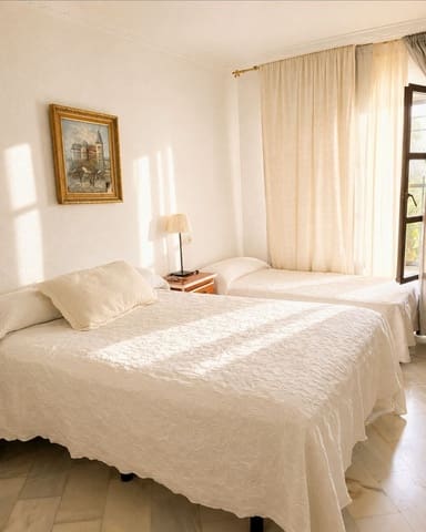 2 soveværelse Lejlighed til salg i Sitio de Calahonda, Mijas med swimmingpool - € 425.000 (Ref: 9976987)