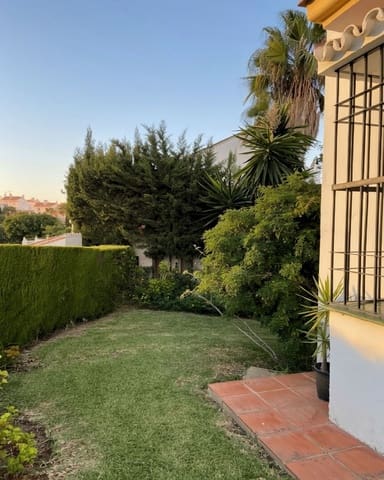 2 soveværelse Lejlighed til salg i Sitio de Calahonda, Mijas med swimmingpool - € 425.000 (Ref: 9976987)