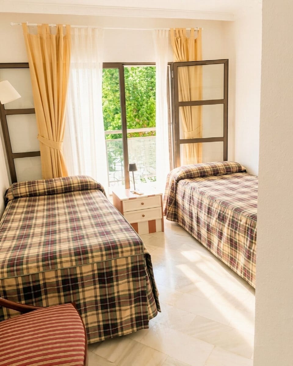 2 Zimmer Apartment zu verkaufen in Miraflores mit Pool - 425.000 € (Ref: 9976987)